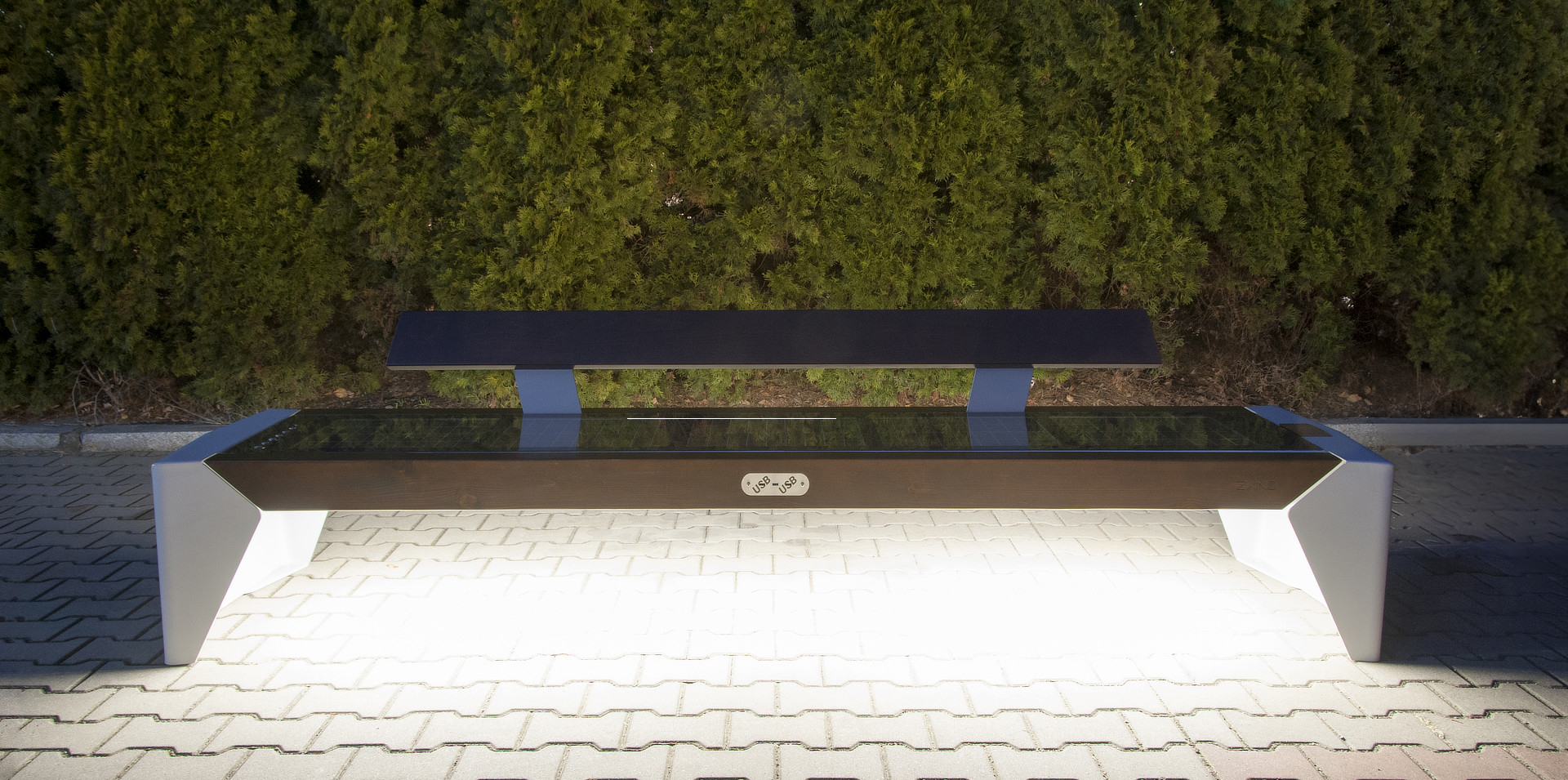 photon_benches_with_backrest1